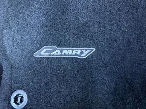 Used 2013 Toyota Camry SE image 25