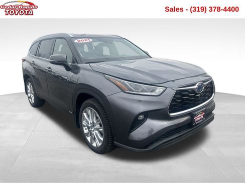 Used 2021 Toyota Highlander Limited image 8