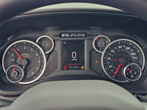 New 2026 RAM 3500 Tradesman AWD/4WD image 17