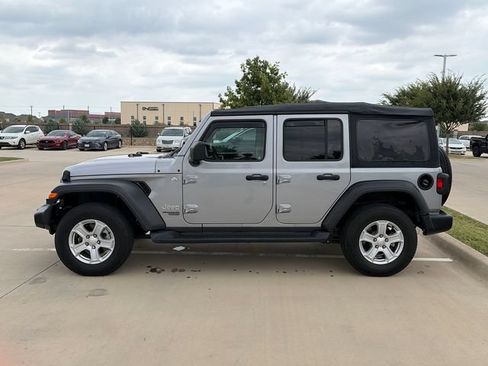 Used 2021 Jeep Wrangler Unlimited Sport AWD/4WD image 6