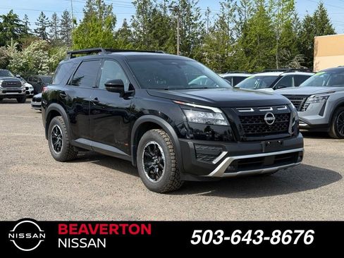 Used 2025 Nissan Pathfinder Rock Creek AWD/4WD image 1