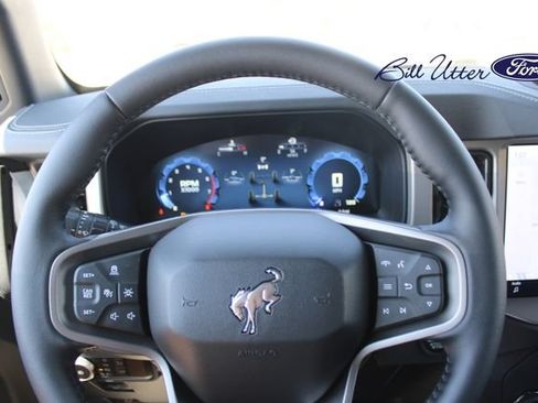 New 2026 Ford Bronco Outer Banks AWD/4WD image 17