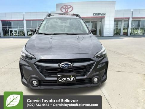 Used 2025 Subaru Outback AWD/4WD image 14