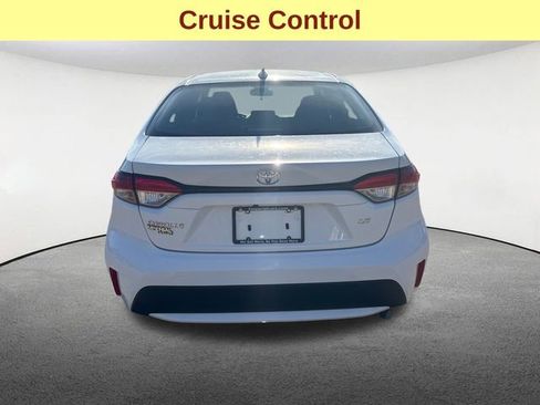 Certified 2022 Toyota Corolla LE image 12