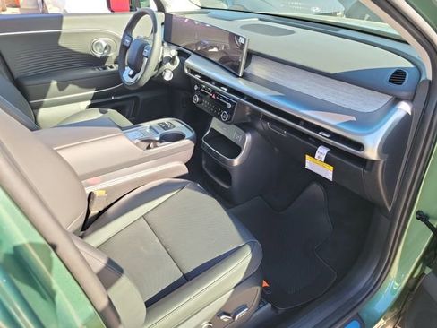 New 2026 Hyundai Ioniq 9 SEL AWD/4WD image 16