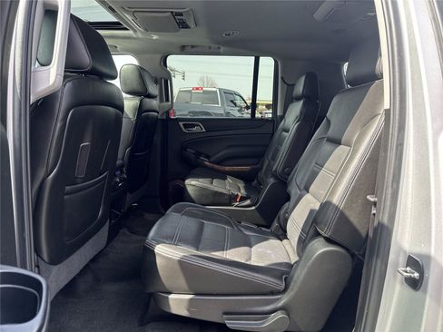 Used 2016 GMC Yukon XL Denali w/ Open Road Package AWD/4WD image 36