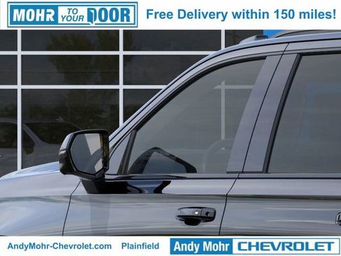 New 2026 Chevrolet Suburban RST image 12