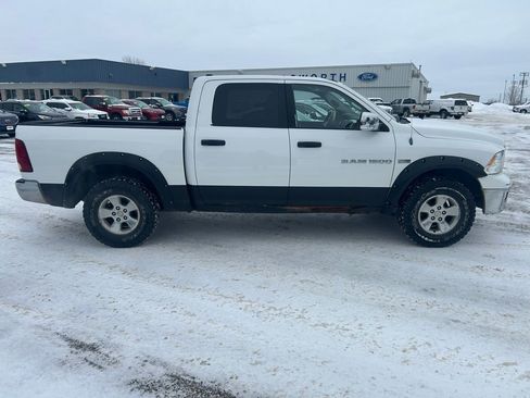 Used 2011 RAM 1500 Laramie image 8