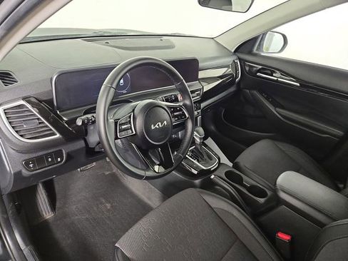 Certified 2024 Kia Seltos S image 16