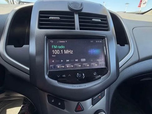 Used 2016 Chevrolet Sonic LT image 6