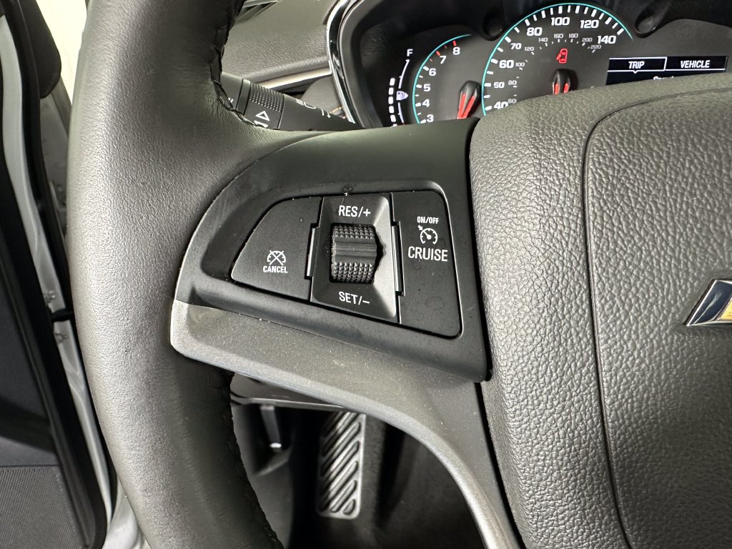 Used 2020 Chevrolet Trax LT w/ Driver Confidence Package FWD image 12