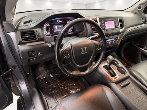 Used 2017 Honda Ridgeline RTL image 9