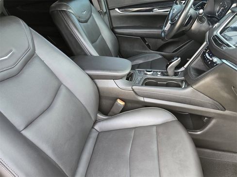 Used 2022 Cadillac XT5 Premium Luxury image 20