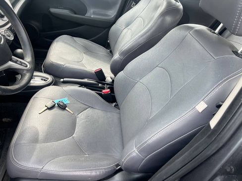 Used 2013 Honda Fit image 9