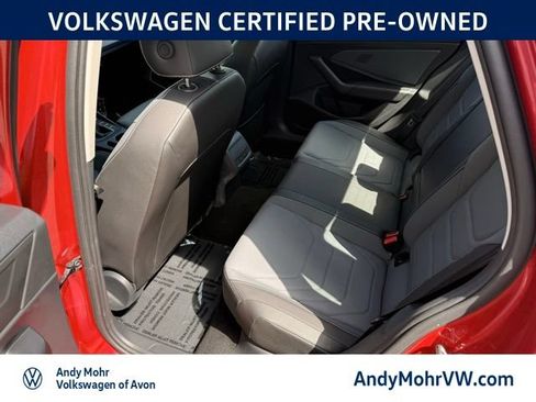Used 2025 Volkswagen Jetta SEL FWD image 19