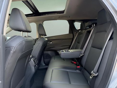 New 2026 Nissan Murano SL image 11