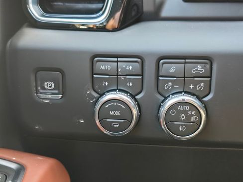 New 2026 GMC Sierra 1500 Denali Ultimate AWD/4WD image 18