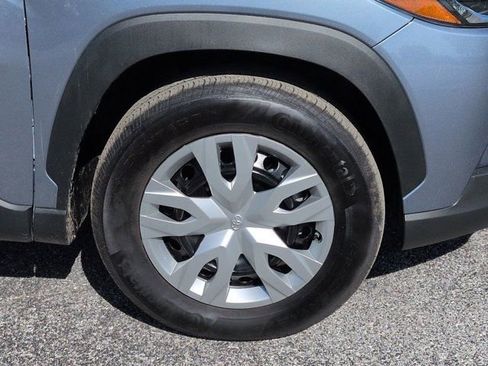 Used 2025 Toyota Corolla Cross L FWD image 10