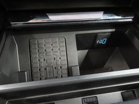 Used 2024 Ford F450 Lariat w/ Chrome Package image 74