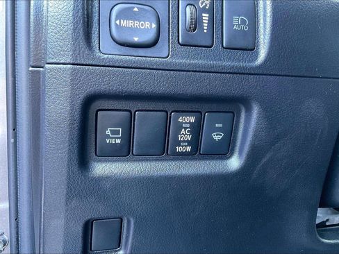 Used 2023 Toyota 4Runner Limited AWD/4WD image 34