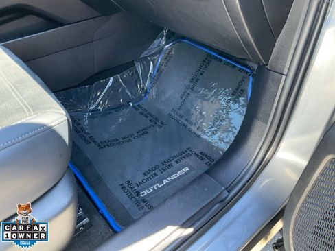 Used 2024 Mitsubishi Outlander SE image 58