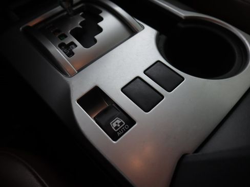 Used 2020 Toyota 4Runner Limited image 51