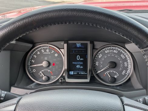 Certified 2022 Toyota Tacoma TRD Sport image 37