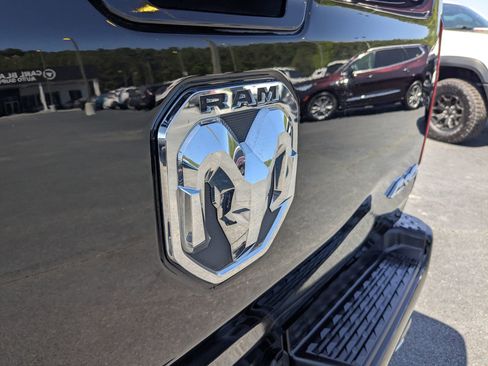 Used 2022 RAM 1500 Big Horn AWD/4WD image 29