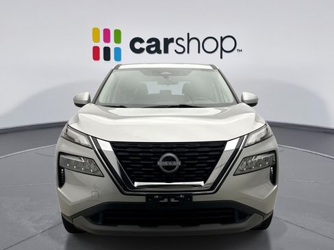 Used 2023 Nissan Rogue SV AWD/4WD image 6