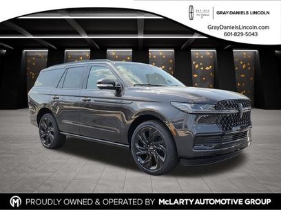 New 2027 Lincoln Navigator Reserve w/ Jet Appearance Package