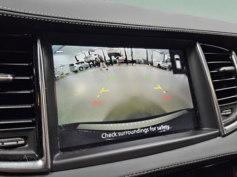 Certified 2025 INFINITI QX50 Luxe w/ Accent Package image 24