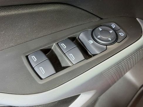 Used 2024 Chevrolet Trax LS FWD image 24
