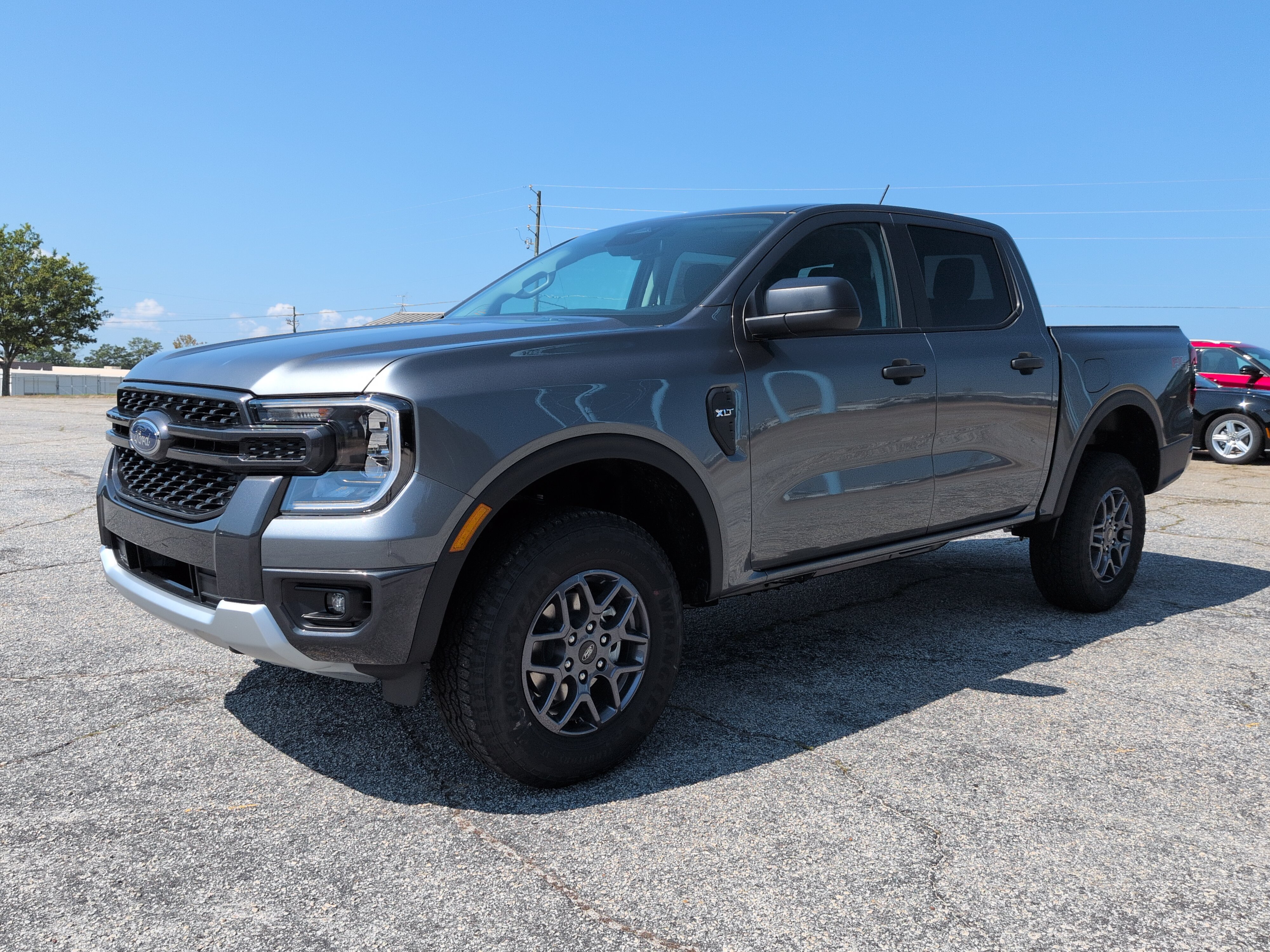 New 2026 Ford Ranger XLT w/ Equipment Group 301A High AWD/4WD image 6