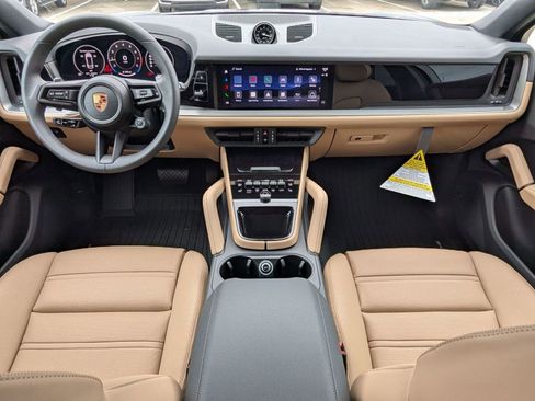 New 2026 Porsche Cayenne Coupe AWD/4WD image 21