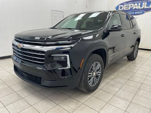 New 2026 Chevrolet Traverse LT w/ Driver Confidence Package AWD/4WD image 18