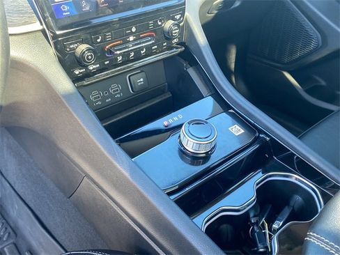 Used 2023 Jeep Grand Cherokee L Limited image 27