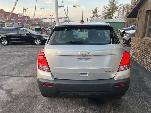 Used 2016 Chevrolet Trax LS FWD image 3