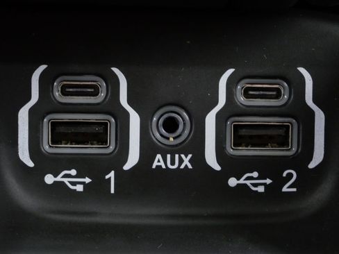 Used 2023 RAM 1500 Laramie image 20