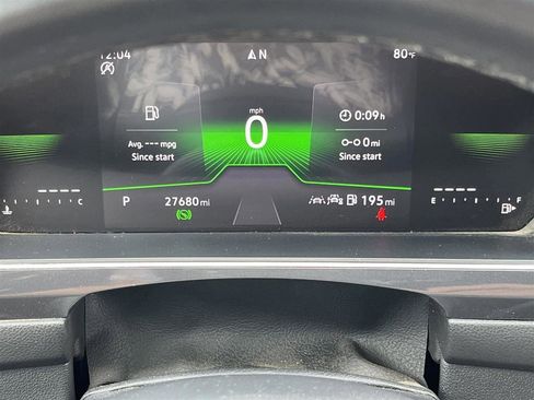 Used 2024 Volkswagen Tiguan Wolfsburg Edition image 21