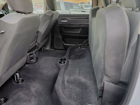 Used 2019 RAM 2500 Big Horn image 18