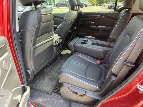 Used 2023 Honda Pilot Elite image 13