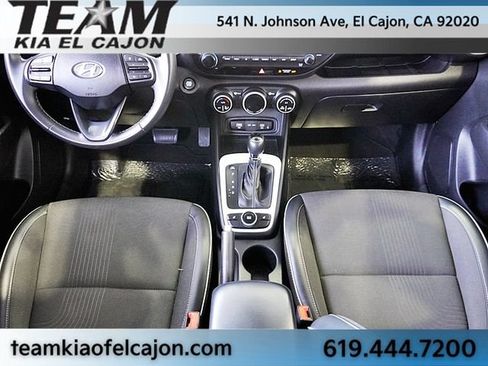 Used 2024 Hyundai Venue Limited FWD image 20