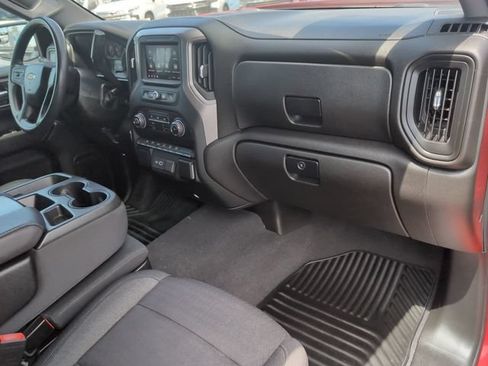 Certified 2022 Chevrolet Silverado 1500 Custom RWD image 27