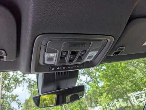 Used 2023 GMC Sierra 1500 AT4 w/ AT4 Premium Package AWD/4WD image 15