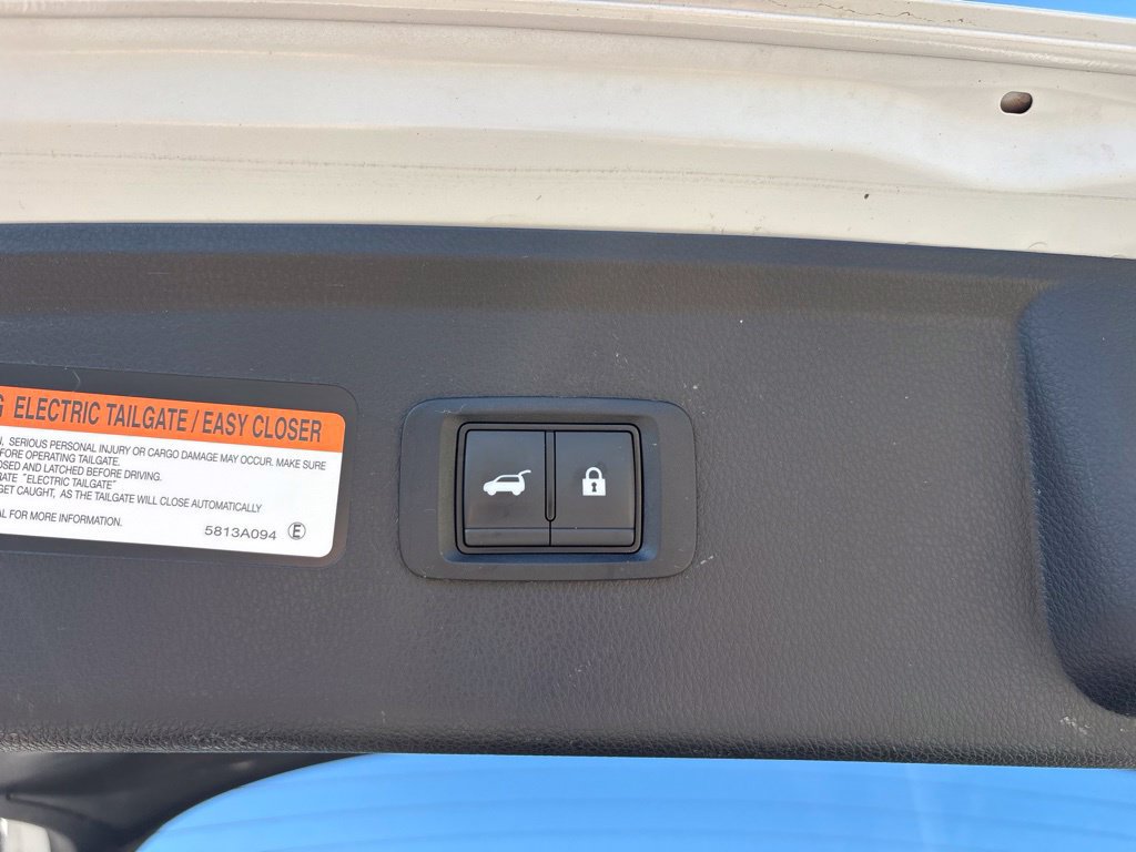 Used 2025 Mitsubishi Eclipse Cross AWD image 11