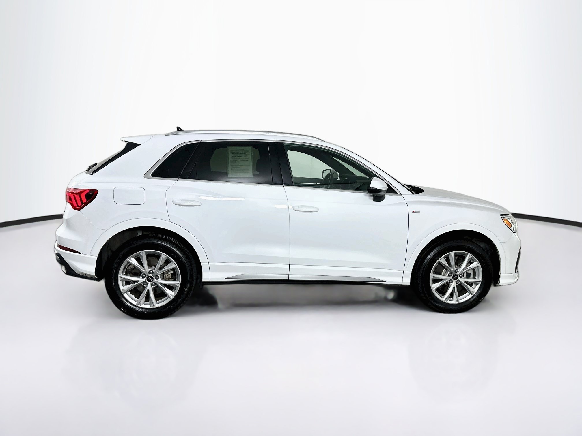 Used 2025 Audi Q3 2.0T Premium AWD/4WD image 10