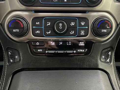Used 2019 GMC Yukon Denali AWD/4WD image 21