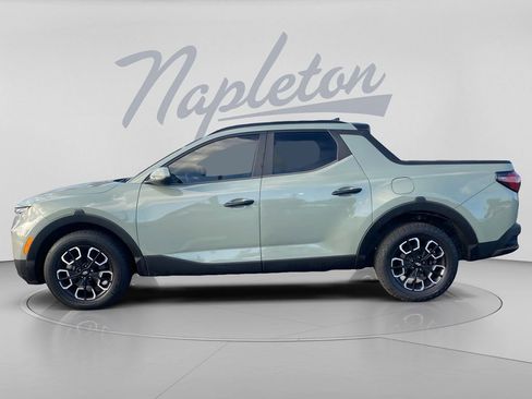 Used 2022 Hyundai Santa Cruz SEL w/ Activity Package FWD image 4