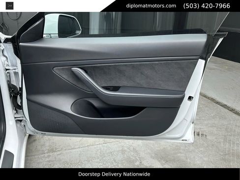 Used 2020 Tesla Model 3 Long Range image 24