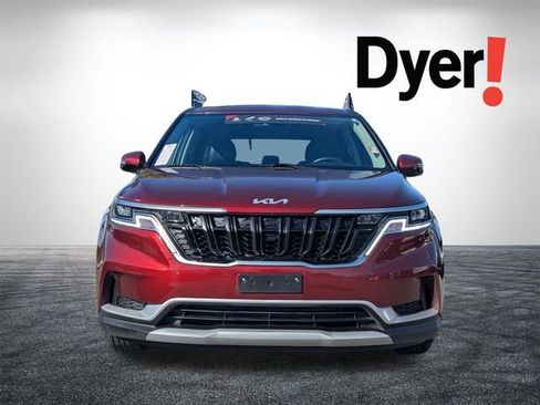 Certified 2024 Kia Carnival LX image 6